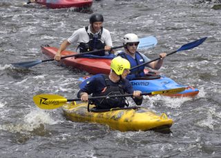 Canoeists